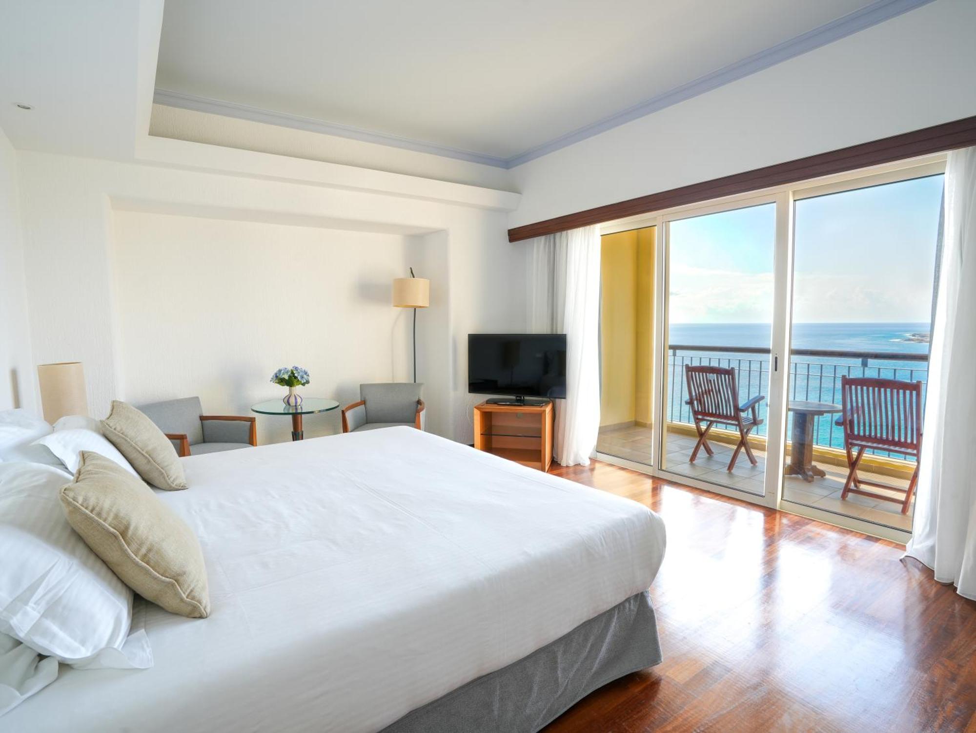 Thalassa Boutique Hotel & Spa (Adults Only) Coral Bay Exterior foto